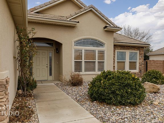 4th image of 468 W Harvest Ln