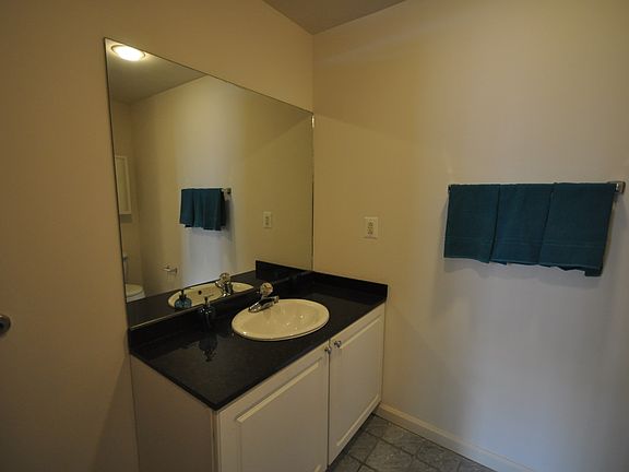 4th image of 1500 N 15th St APT 406