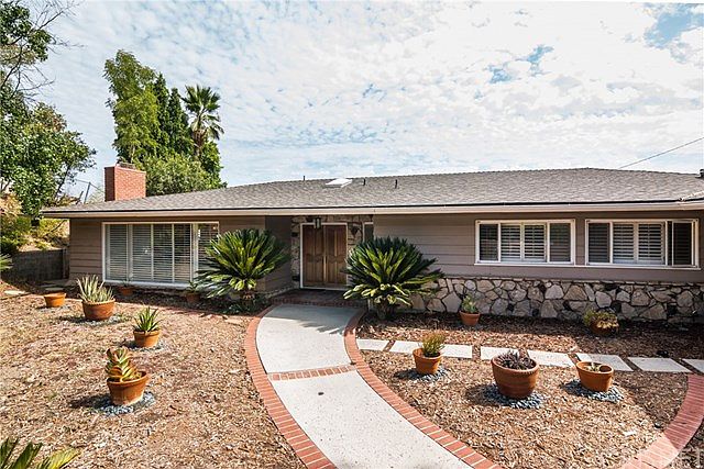 1st image of 18135 Karen Dr
