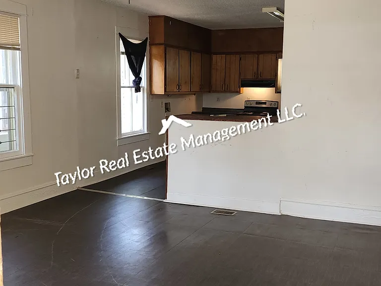 728 Kendrick St — Photo 15
