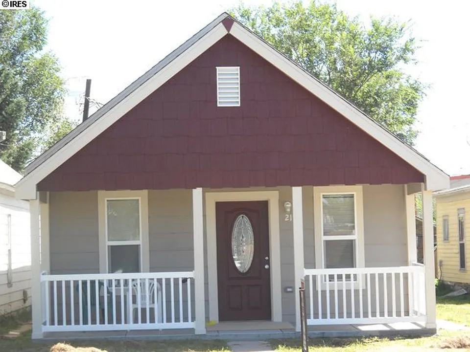 21 Elm Ave