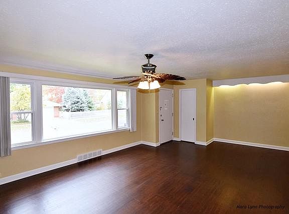 4th image of 4405 Sovereign Blvd