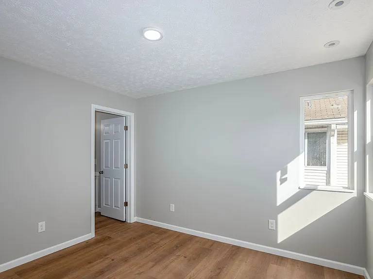 University Commons Apartments — Photo 19