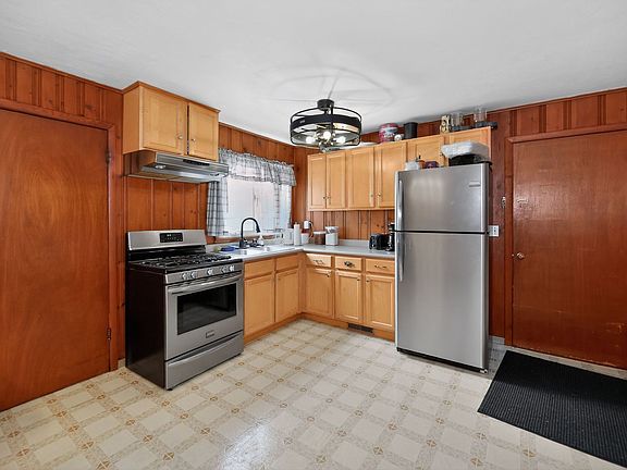 5th image of 311 Marengo Rd