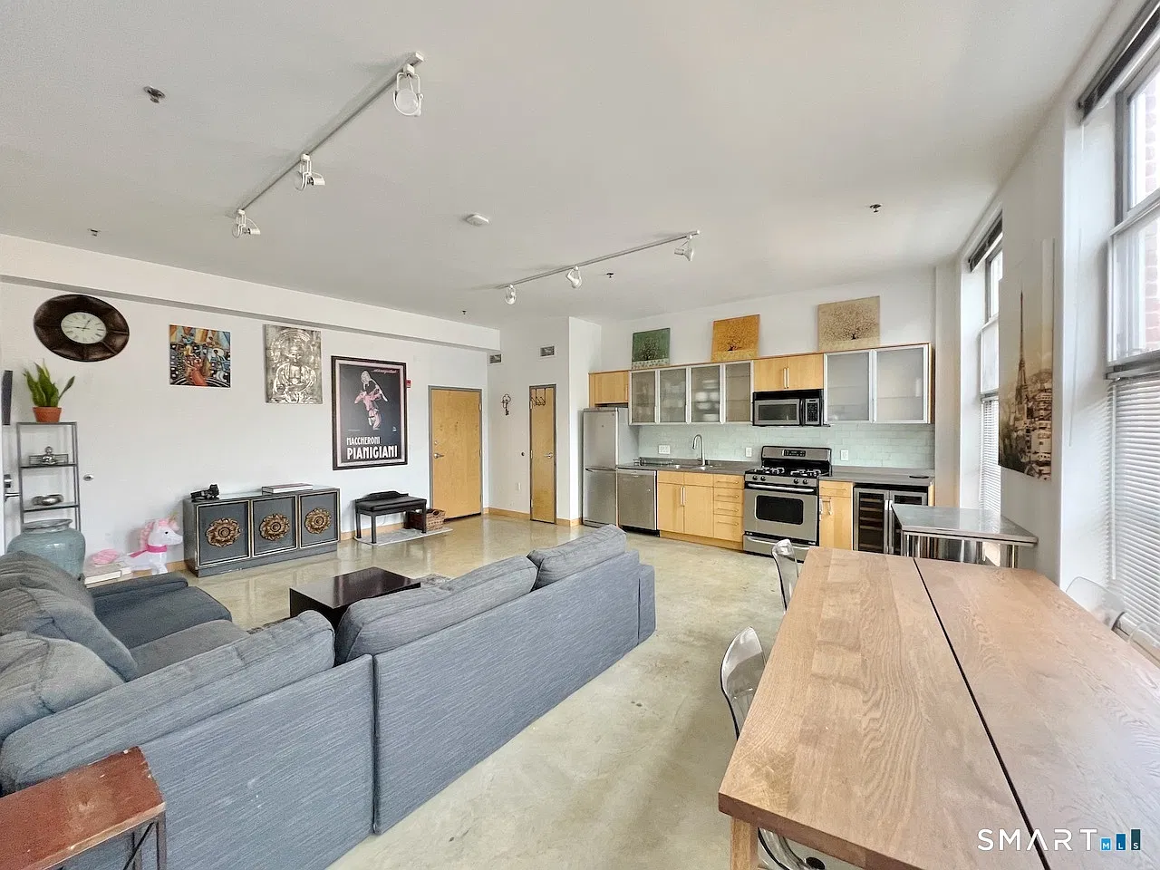 1 bed, 1.5 bath, 1126 sqft, $3,000 — Photo 3