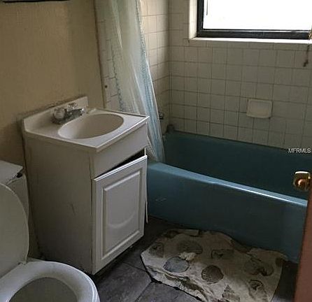 4th image of 533 Sherman St