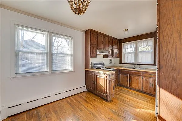 Sold by Exclusive Properties Sotheby's International Realty | media 6