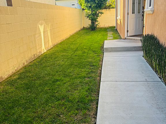 4th image of 17209 Dalton Ave