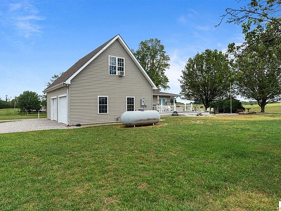 5th image of 54 Lyron Estes Rd