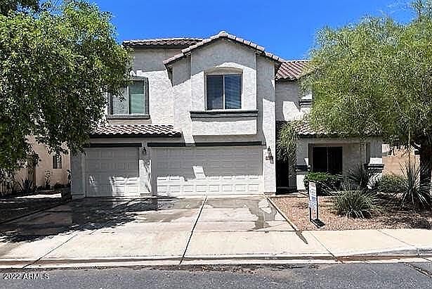 1st image of 1006 W Lindbergh Ave