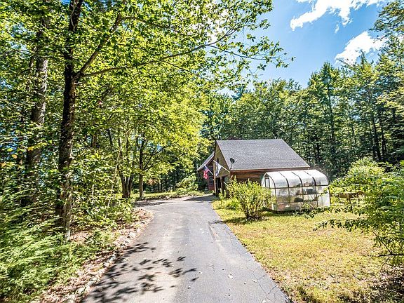 3rd image of 920 Lovell Lake Road