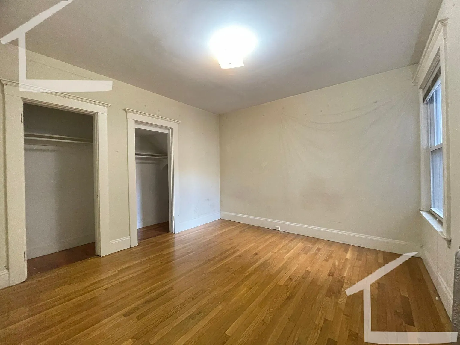 4 bed, 1600 sqft, $4,400 — Photo 3