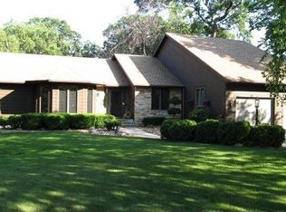 5805 Ivanhoe Cir, Fitchburg, WI 53711