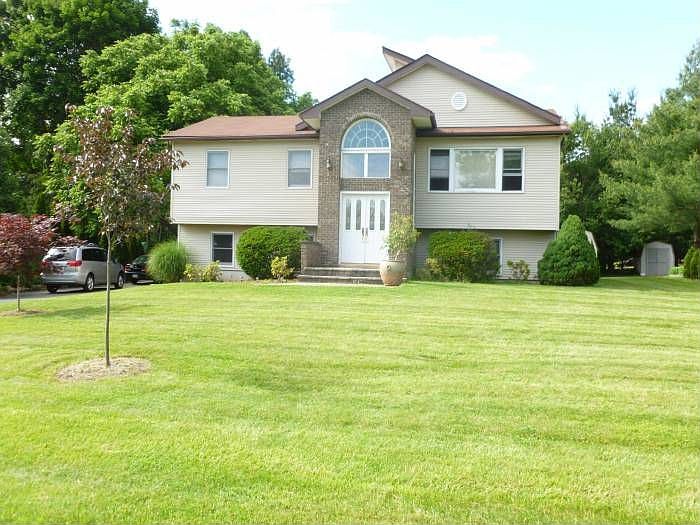 10 Nancy Rd, Nanuet, NY 10954 | Zillow
