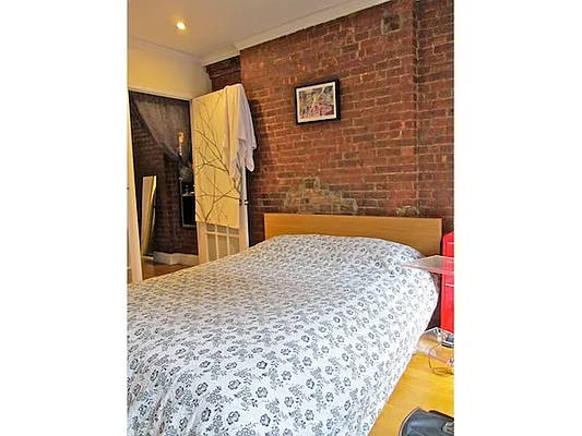 Rented by Mirador Real Estate | media 4