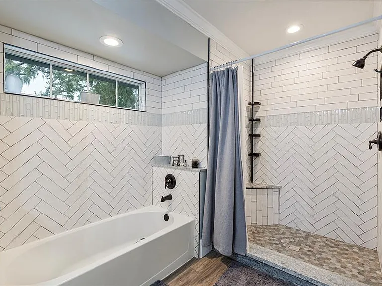 2766 Buckhorn Oaks Dr — Photo 13