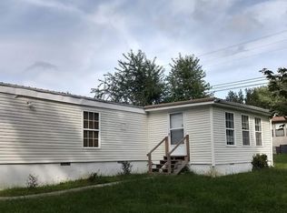 302 Rugby Rd, Fairfield Glade, TN 38558