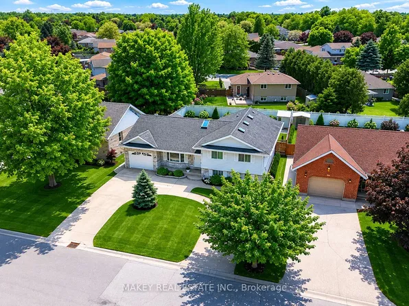 102 Allen St, Tillsonburg, ON N4G 5K1