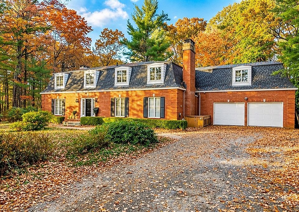 1st image of 12 Woodland Rd