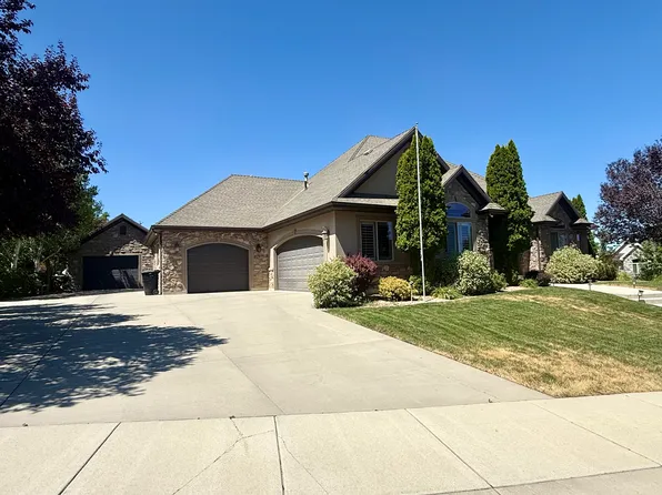 1124 Meadow Sage Cir, Salem, UT 84653