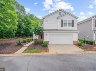 656 W Oaks Dr, Woodstock, GA 30188