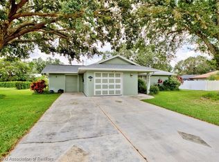 6827 Neda St, Sebring, FL 33872