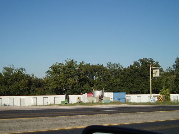5th image of 2237 E Highway 190