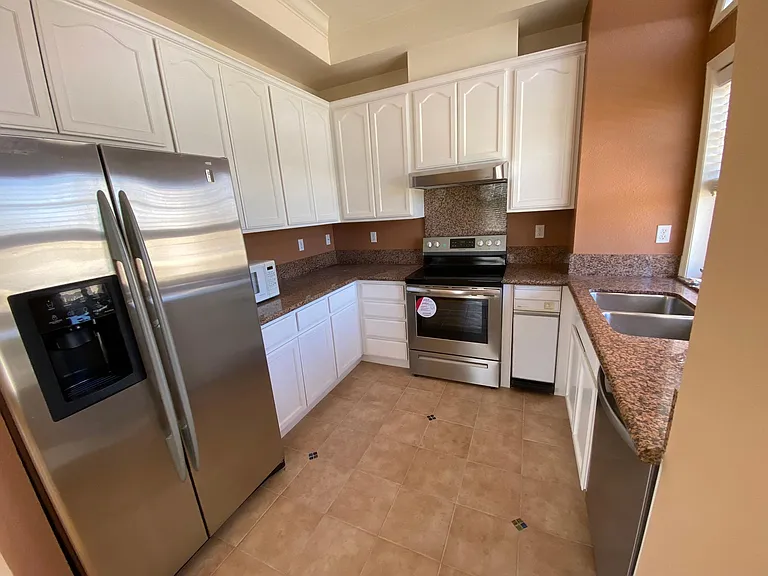 230 Bryant St #19 — Photo 2