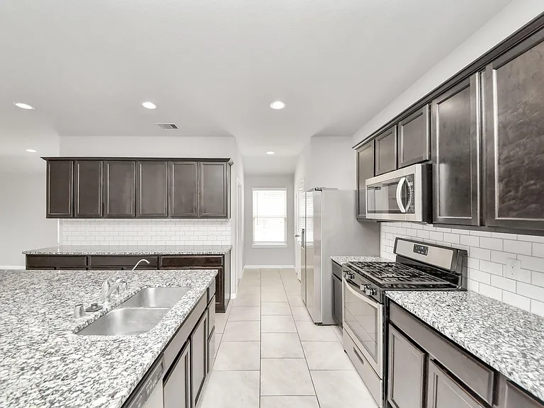 3314 Zephyr Park Ln — Photo 13