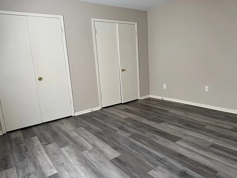 6692 Whispering Oak Pl #3 — Photo 7