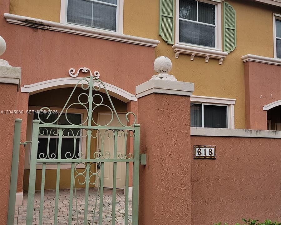 1st image of 618 SW 106th Ave #1511