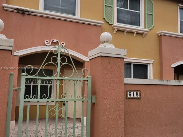 618 SW 106th Ave #1511, Hollywood, FL 33025