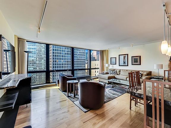5th image of 900 N Lake Shore Dr APT 2412