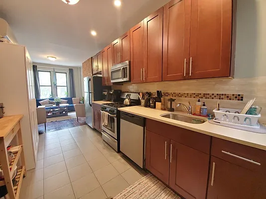 Rented by Doorway NYC, LLC | media 3