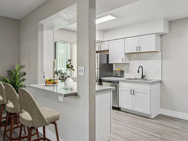 Sunrise in Chandler Apartments — Photo 50