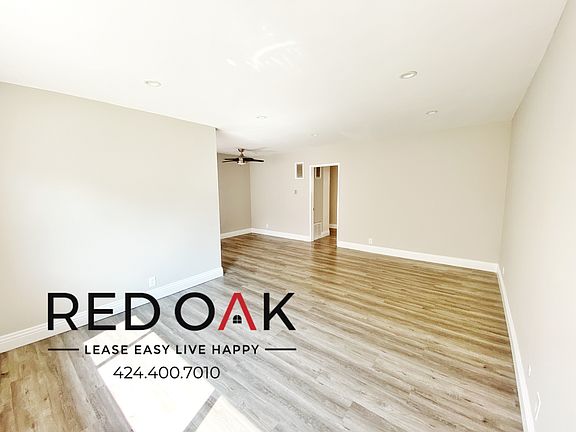 5th image of 826 N Edinburgh Ave APT 3