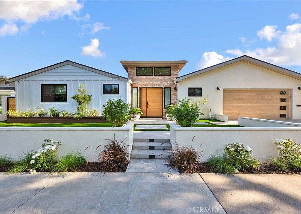 1st image of 3262 Ruth Elaine Dr