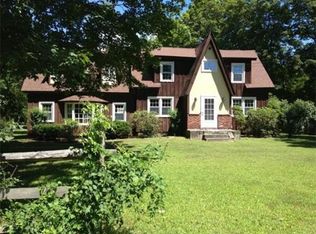 153 Batchelor St, Granby, MA 01033