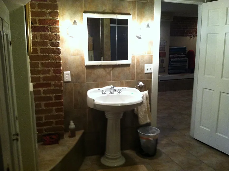 2nd Bathroom off Master bedroom