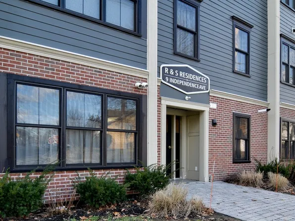 9 Independence Ave Unit 303, Braintree, MA 02184