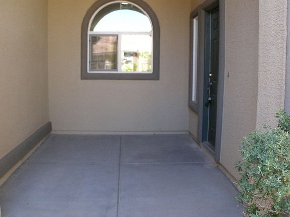2nd image of 165 Coyote Rock Ct