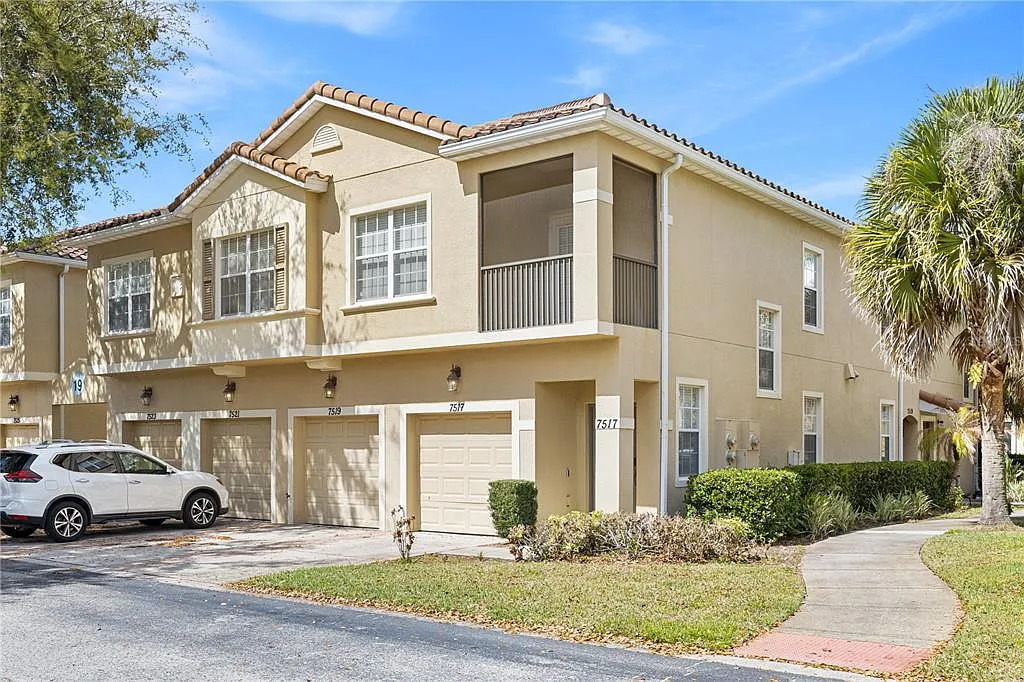 3 bed, 2.0 bath, 1255 sqft, $1,980 — Photo 1