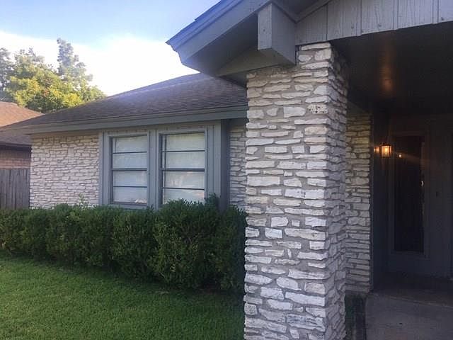 1st image of 10530 Sagebluff Dr