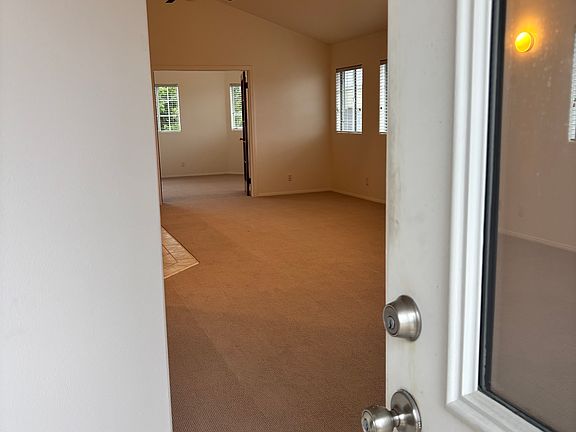 2nd image of 1905 Fullerton Ave #D