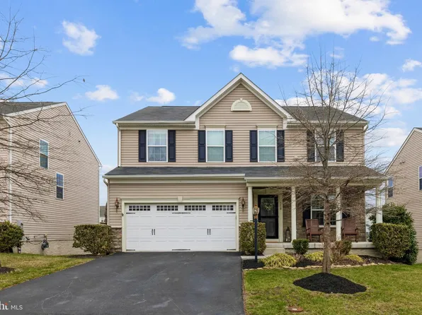 110 Fiesta Dr, Stephenson, VA 22656