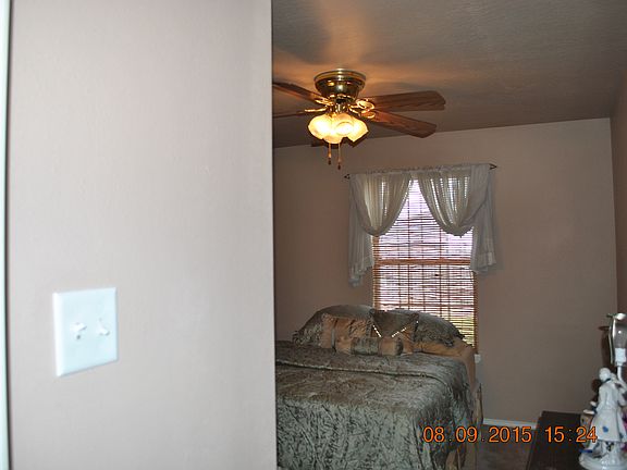 4th image of 525 La Salle Drive