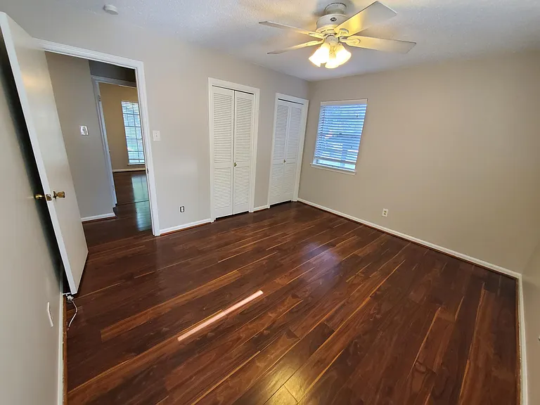 324 Burnside Dr — Photo 14