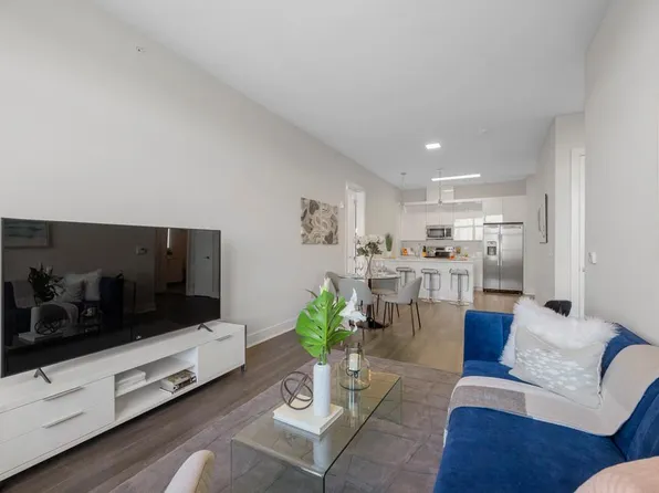 121 34th Street image 8 of 213