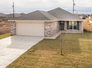 1400 Fox Hunt Ave, Amarillo, TX 79108