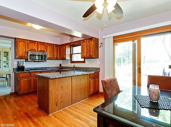 4th image of 17058 Old Orchard Ln N